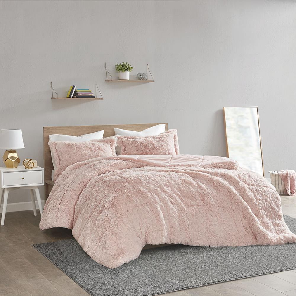 Plush Comforters