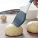 thumbnail image 5 of Fiudx Juego de Espátulas de Silicona, Herramientas para Hornear Resistentes Al Calor, Cepillo de Aceite Antiadherente, Raspador con Agarre Ergonómico, Uso Versátil En La Cocina, Ideal para Entusiasta, 5 of 6