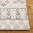 thumbnail image 3 of Safavieh Ebony Ewart Southwestern Area Rug, Gray/Ivory, 5' x 8', 3 of 10