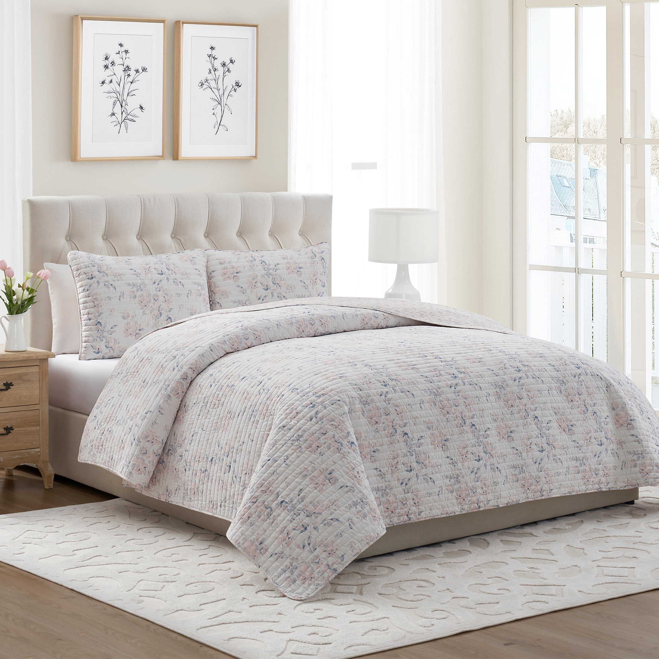 My Texas House Rebecca Adult 3-Piece White/Pink Floral Reversible Cotton Quilt Set, Full/Queen