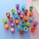 thumbnail image 5 of Juego de juguetes para niños con sellos de Halloween, rellenos para bolsas de regalos de Halloween que incluyen sellos, tatuajes, pulseras de goma, golosinas y artículos para fiestas que no sean, 5 of 5
