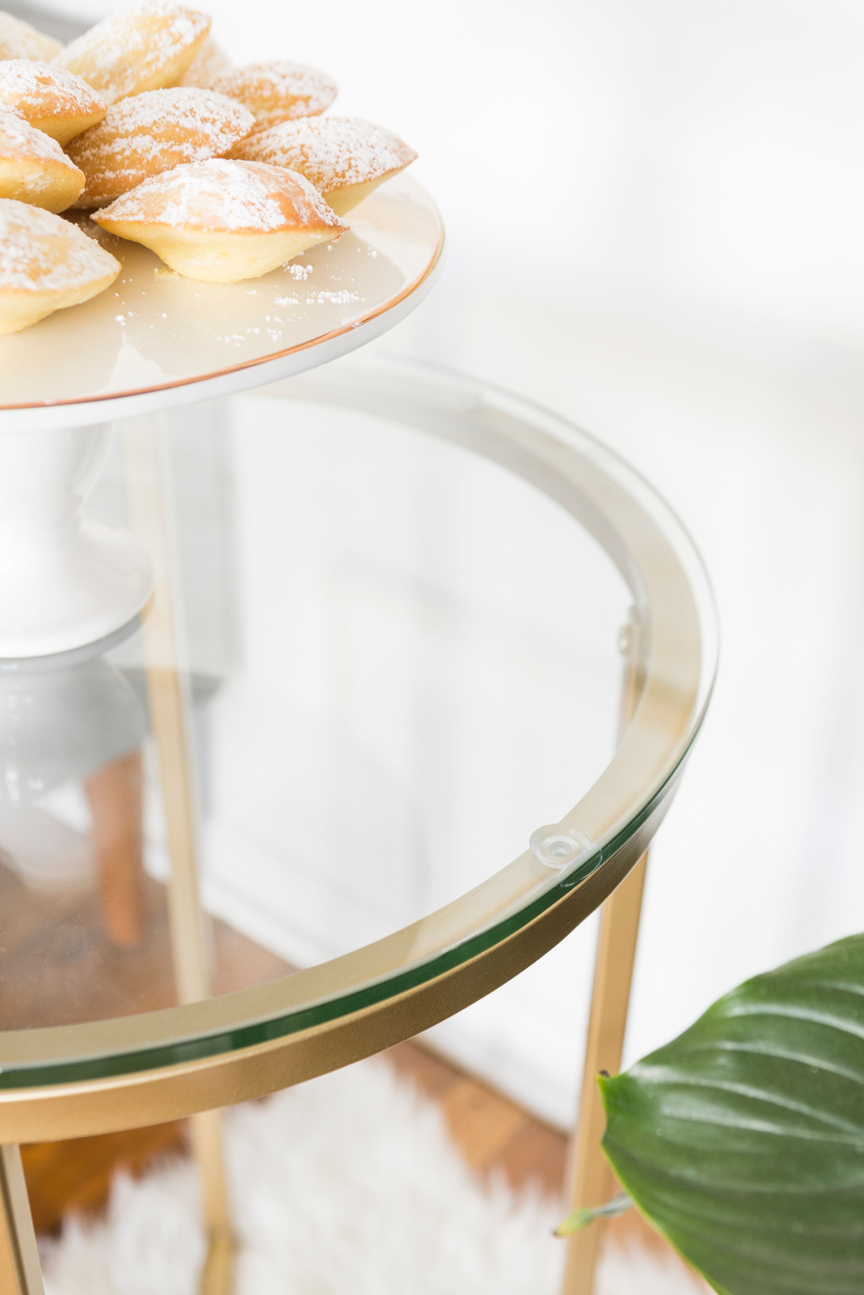 Ember Interiors Modern Glam Round End Table, Glass/Gold - image 5 of 8