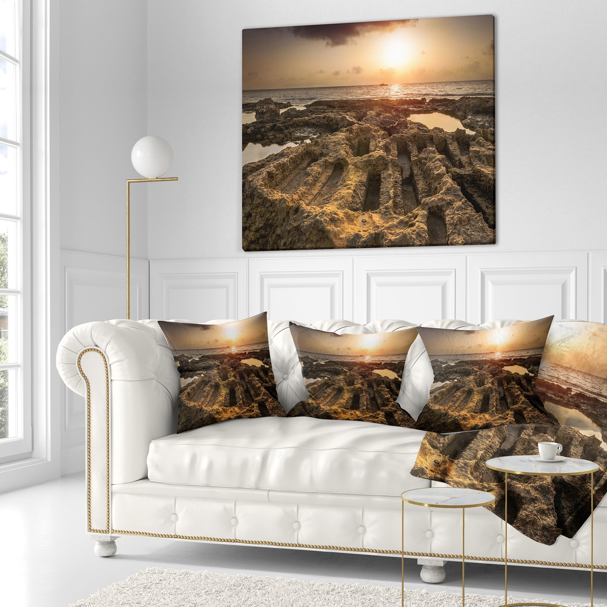 Designart Glowing Sunlight on Ancient Ruins - Landscape Printed Throw Pillow - 16x16