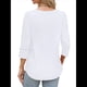 thumbnail image 4 of Blusas Elegantes e Informales con Mangas 3/4 y Botones para Mujer, Ideales para Vacaciones de Verano en la Playa. M, 4 of 6