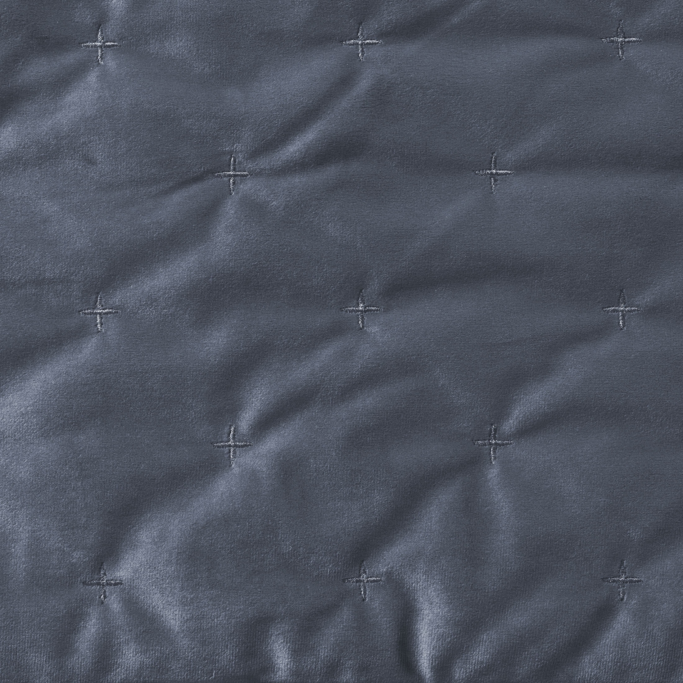 Better Homes & Gardens Classic Embroidered Velvet Polyester Quilted Quilts, Full/Queen- Hypoallergenic