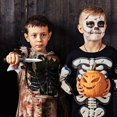 thumbnail image 3 of Paquete de 15 Cuchillos Retráctiles ZJoey Rojos Estilo D para Halloween, 3 of 7