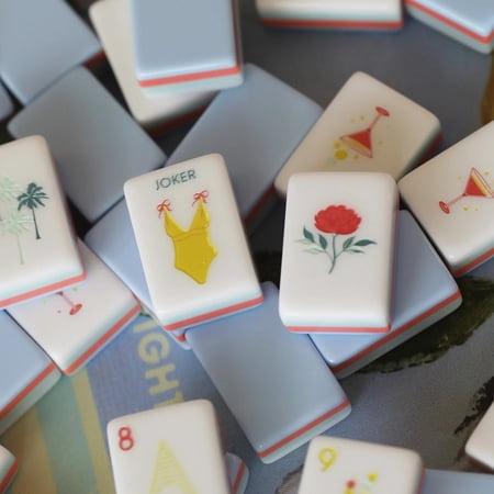 Light Blue Multi-Layer Acrylic American Mahjong Set, 160pcs Cute Floral Illustrated Mahjong Tiles, Luxury Pastel Gradient Table Game for Family Party & Holiday Gift