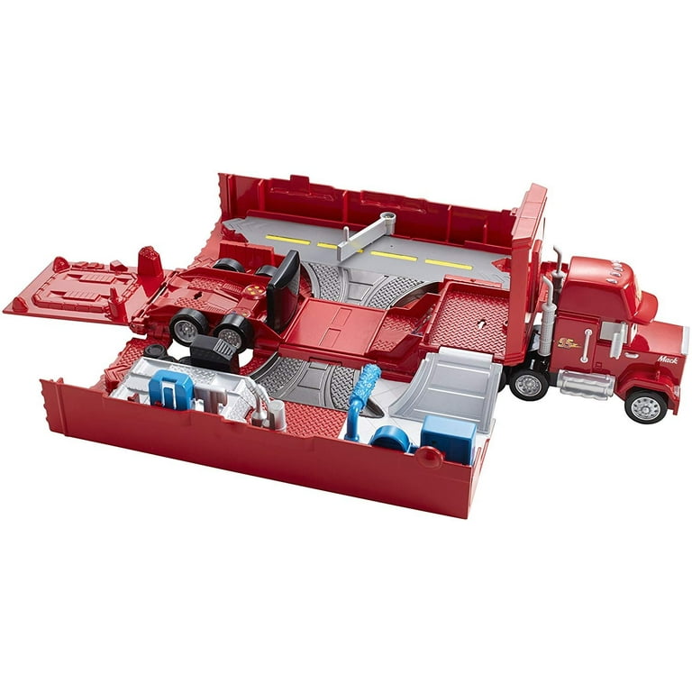 未開封）マテル社 Cars Mack Truck Playset カーズ Disney 「カーズ2」