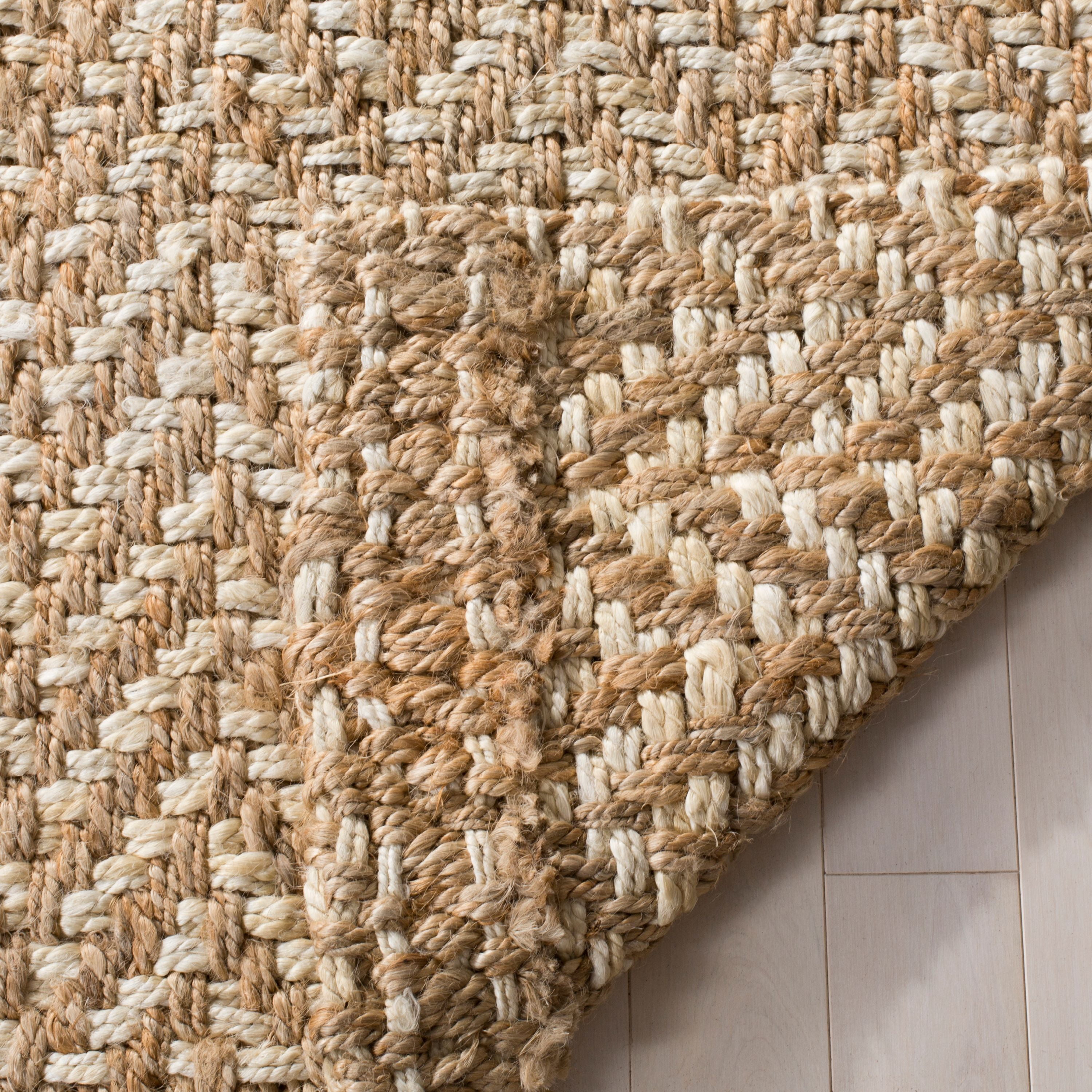 SAFAVIEH Natural Fiber Houston Braided Jute Area Rug, Ivory/Natural, 6' x 6' Round