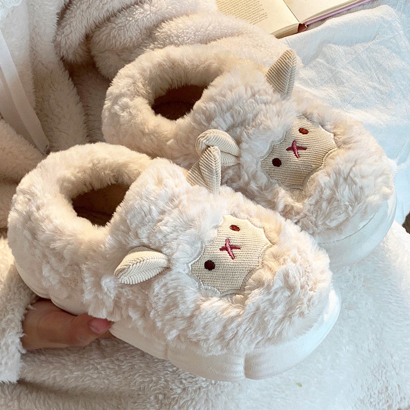 Chaussons Enfants Hiver En Peluche - Pantoufles Maison Antidérapantes Chaudes Avec Semelle Caoutchouc (Garçon & Fille)