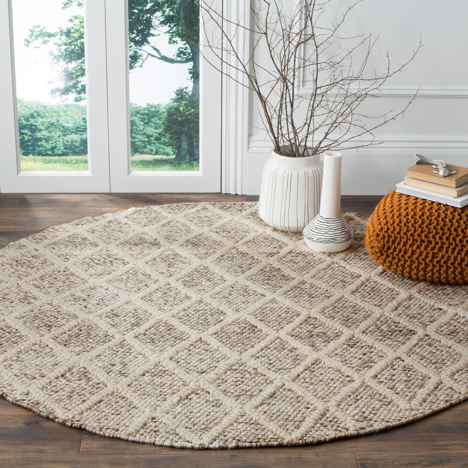 SAFAVIEH Natura Olgica Geometric Diamonds Area Rug, Ivory/Black, 4' x 6'