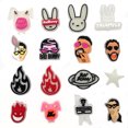 thumbnail image 2 of Serie Nightlight: 16 piezas de accesorios para zapatos de fútbol, ​​accesorios para zapatos de dibujos animados, utilizados para zapatos perforados, pulseras, fiestas, decoración de bricolaje., 2 of 3