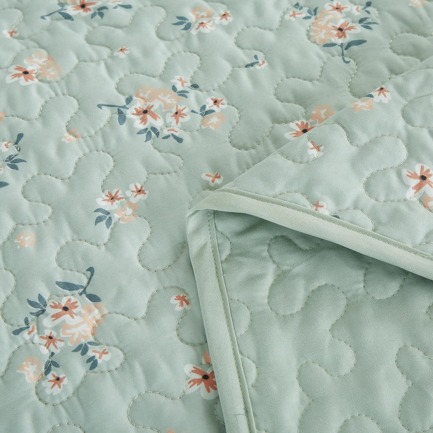 Chezmoi Collection Thistle 2-Piece Tranquil Floral Quilt Set Twin, Soft Green White Floral Printed Microfiber Lightweight Bedspread Set for All season
