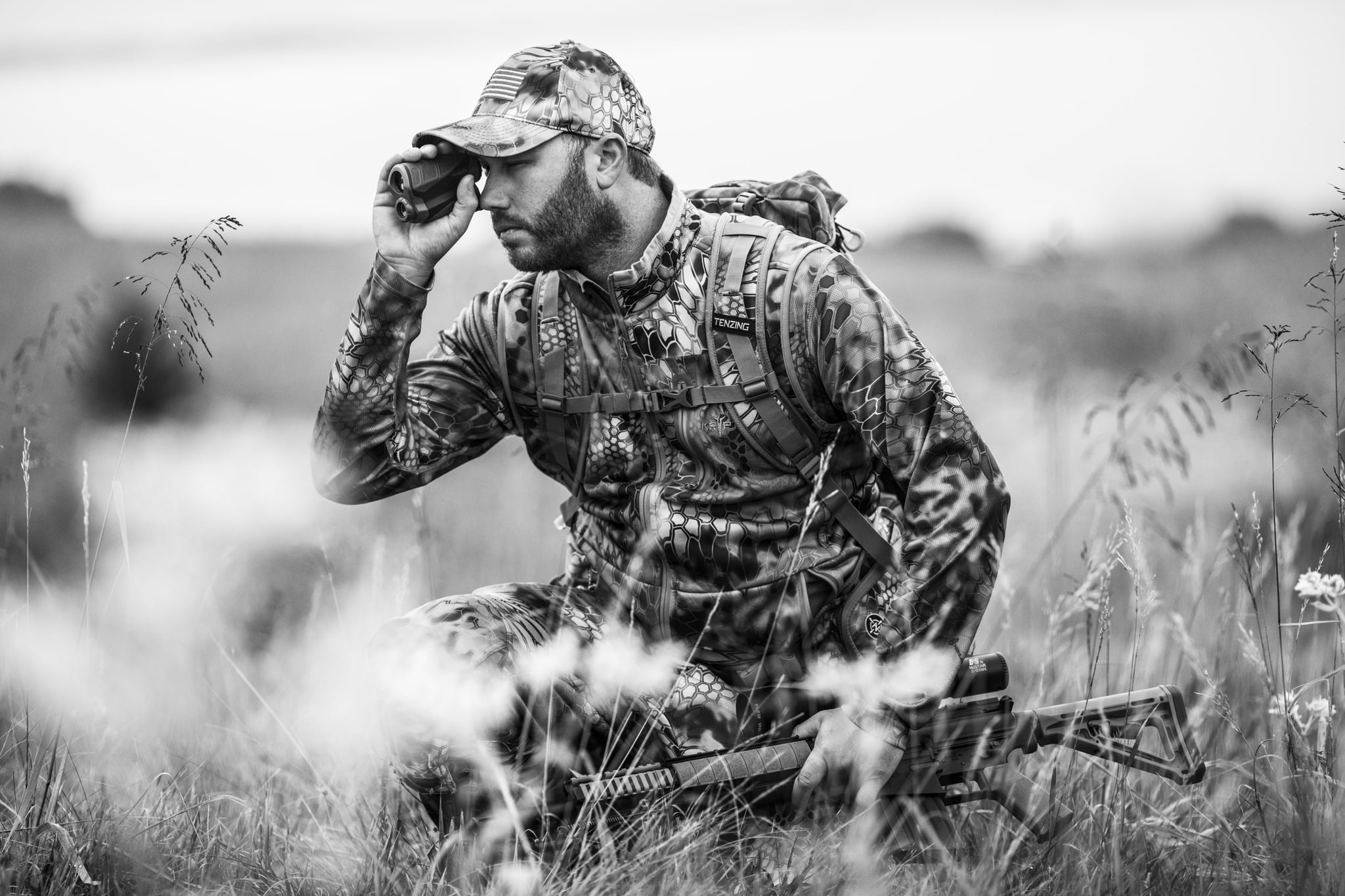 Halo Optics 1000 Yard Laser Rangefinder with 6x Magnification, Accurate Precise Water-Resistant Ergonomic Non-Slip Grip Portable Durable Hunting Laser Range Finder with Scan Mode