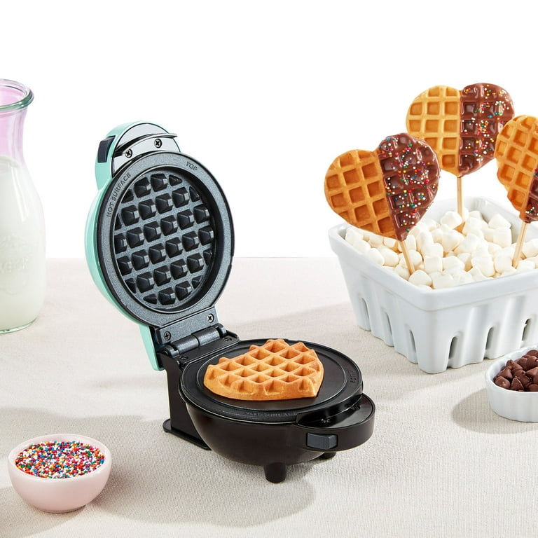 Dash Multi-Plate Mini Waffle Maker featuring Detachable Plates 