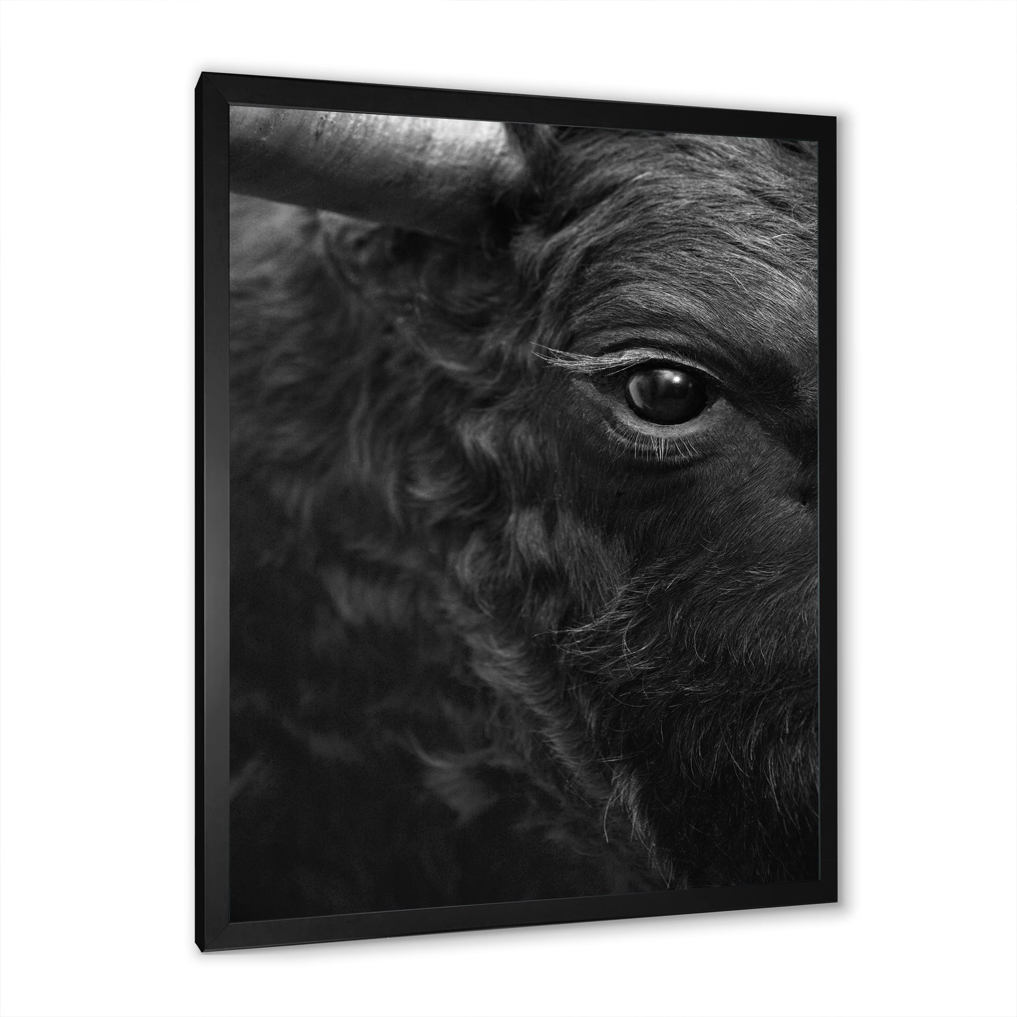 Designart 'Close Up Of Eye Of A Bull' Farmhouse Framed Art Print