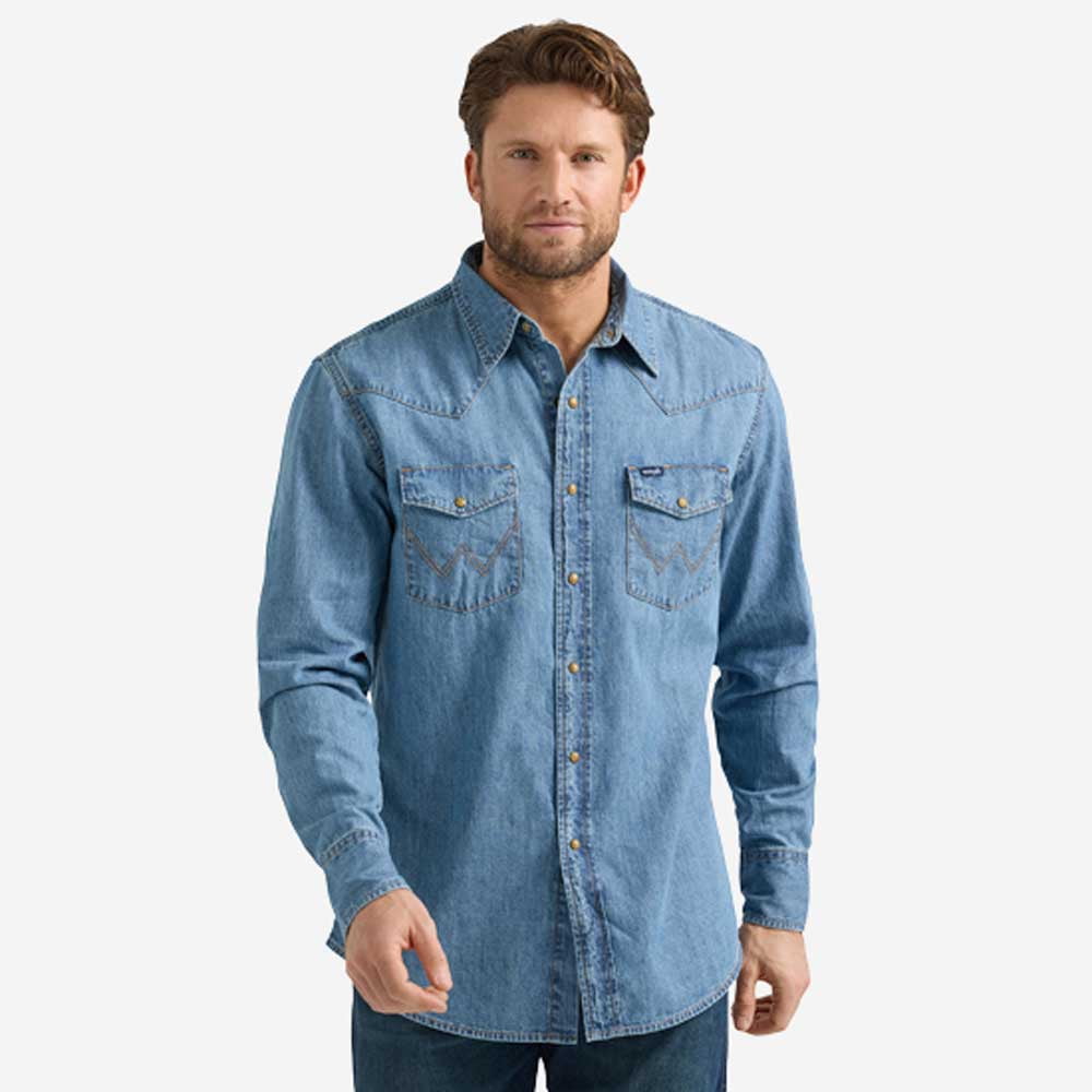 Wrangler Men's Light Stonewash Denim Snap Work Shirt with Western