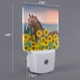 thumbnail image 2 of Balery Horse Sunflowers Luz Nocturna LED con Sensor Automático, Enchufe con Sensor Crepuscular, Luz Suave de 0.5W para Dormitorio, Pasillo, Baño-EU, 2 of 7