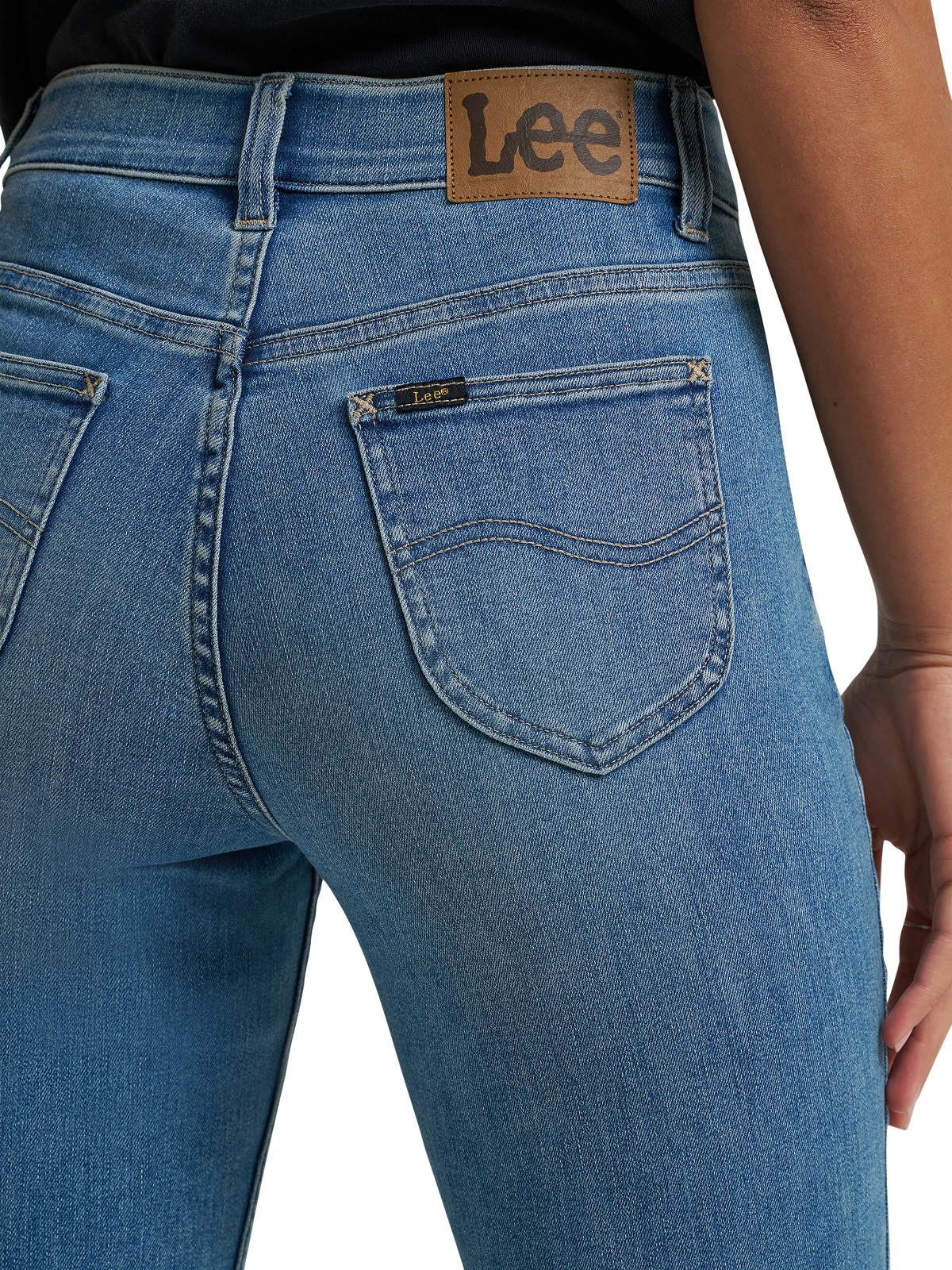 Lee® Women's Flex Motion Regular Fit Bootcut Jean