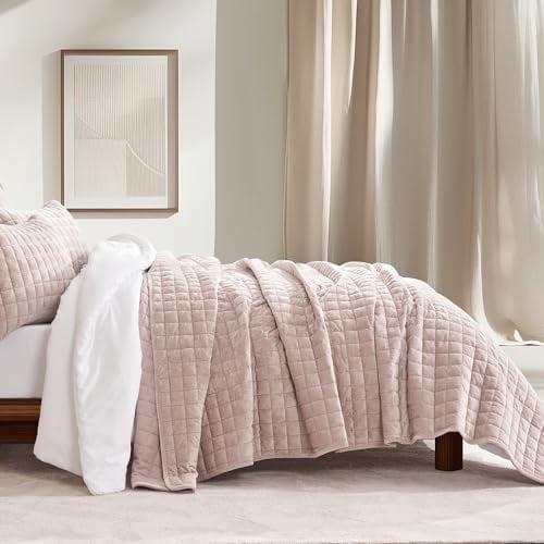 Luxury Velvet Quilt Twin/Twin XL Size Bedding Set, Ultra Soft Velvet Comforter Set, Lightweight Quilted Channel Box Stitch Oversized Bedspread Coverlet for All Season, with 1 Sham, Rose Pink