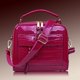 thumbnail image 3 of Bolso bandolera cuadrado con estampado de cocodrilo de piel auténtica, superficie brillante de charol, bolso de hombro moderno y versátil, 3 of 5