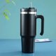 thumbnail image 4 of Termo Botella de agua para beber de 30 oztaza de paja de café portátil con asa (negro) Sywqhk Libre de BPA, 4 of 8