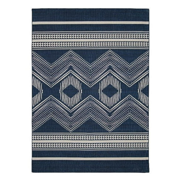 Linon Indoor Outdoor Machine Washable Danton Area 5'x7' Rug in Navy and Ivory