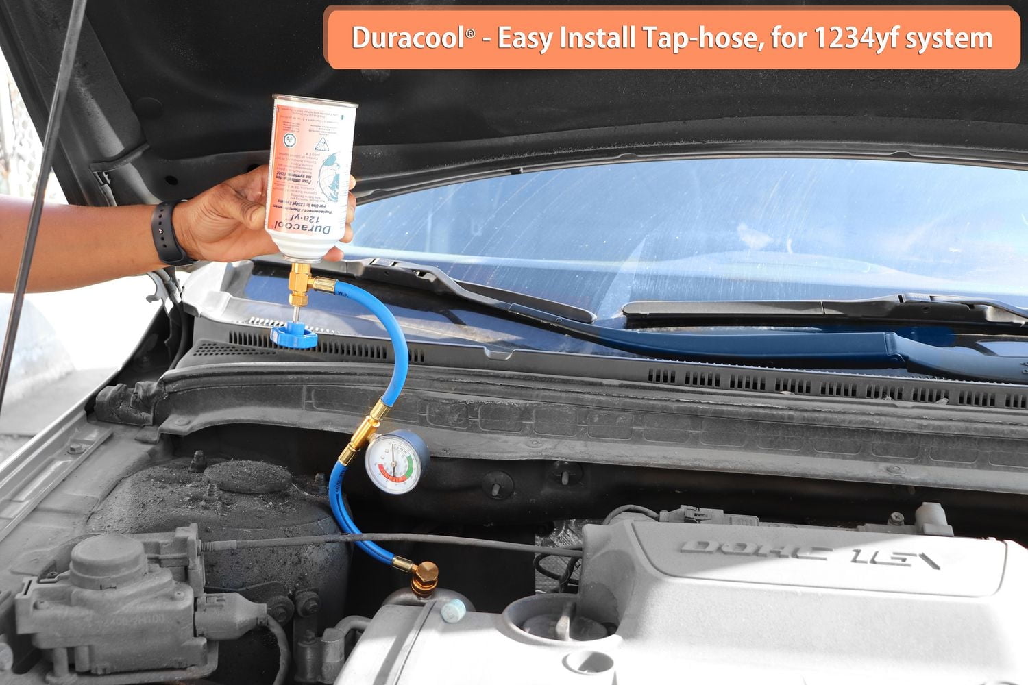 Tuyau de charge Duracool® R-1234yf avec taraudeur, manomètre et connexion rapide.