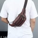 thumbnail image 5 of Riñonera de cuero de gran capacidad, deportiva, tipo mensajero, para hombre, de cuero, para teléfono móvil, para el pecho, de cuero., 5 of 6