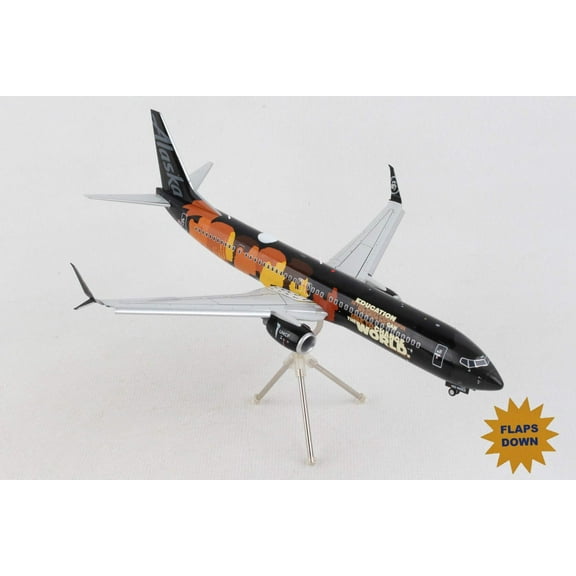 Boeing 737-900ER Commercial Aircraft w/Flaps Down "Alaska Airlines" Black w/Graphics 1/200 Diecast Model Airplane by GeminiJets