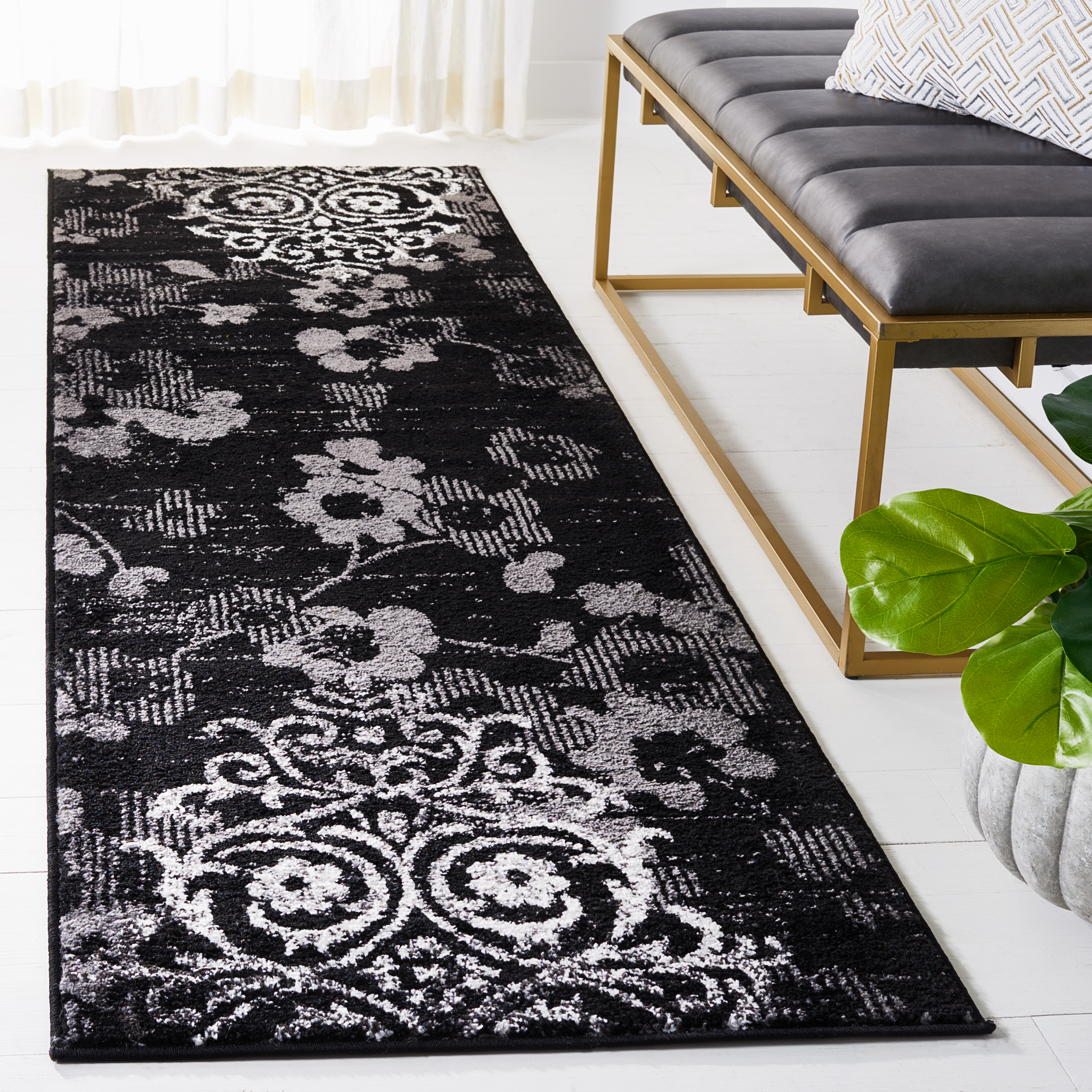 SAFAVIEH Adirondack Hortense Floral Runner Rug, Black/Silver, 2'6" x 20'
