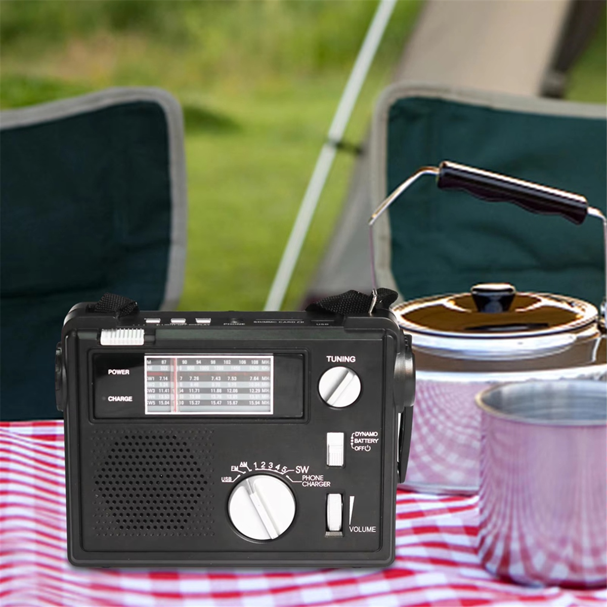 Emergency Radio Portable Emergency Radio Weather Alert Radio with Cellphone Charging Hand Crank & Battery Operated,1 x Radio,Black&White