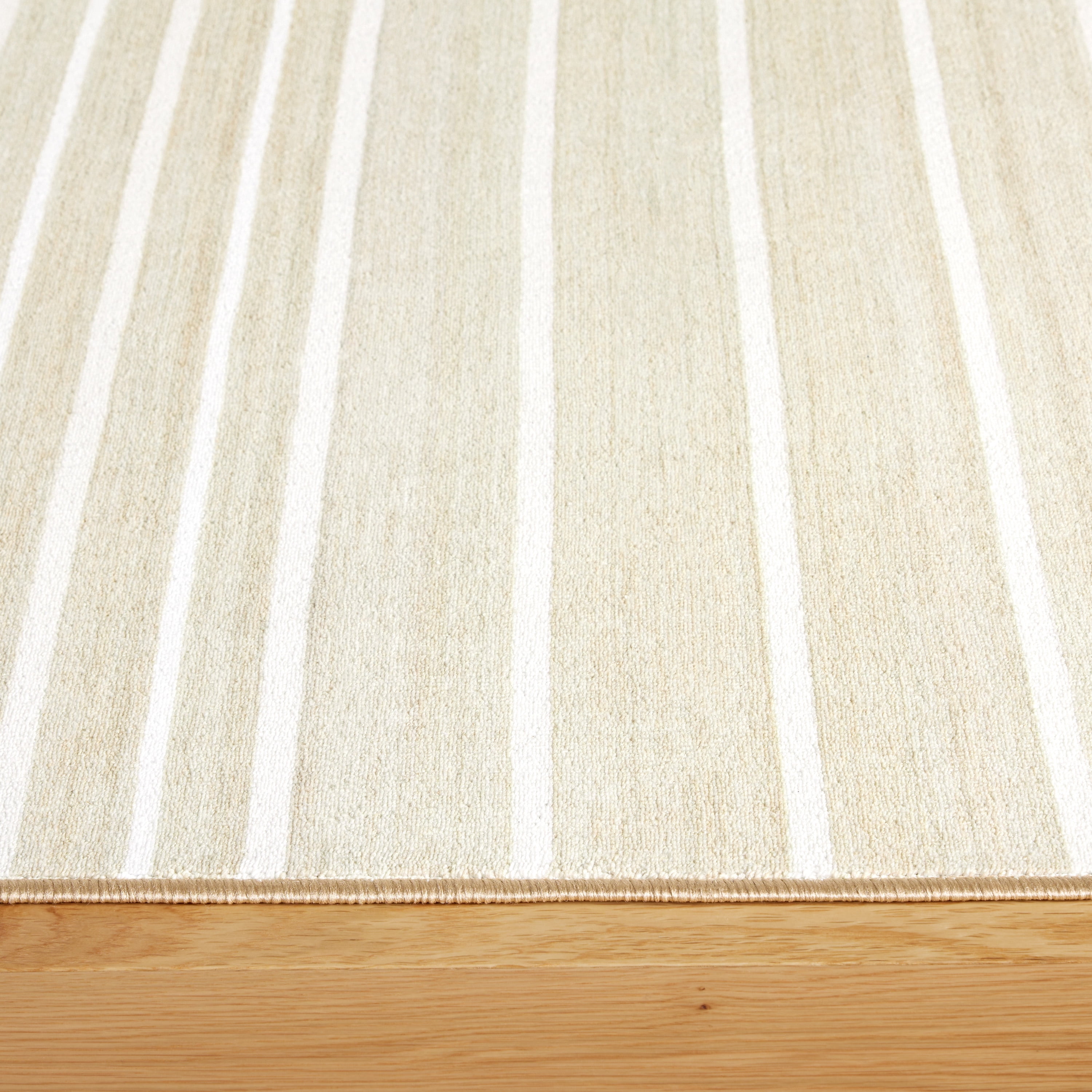 TOWN & COUNTRY BASICS Layne Modern Stripe Everwash® Washable Area Rug with Non-Slip Backing, Pet Friendly Rug, Cream/Beige, 5'2"x7'2"