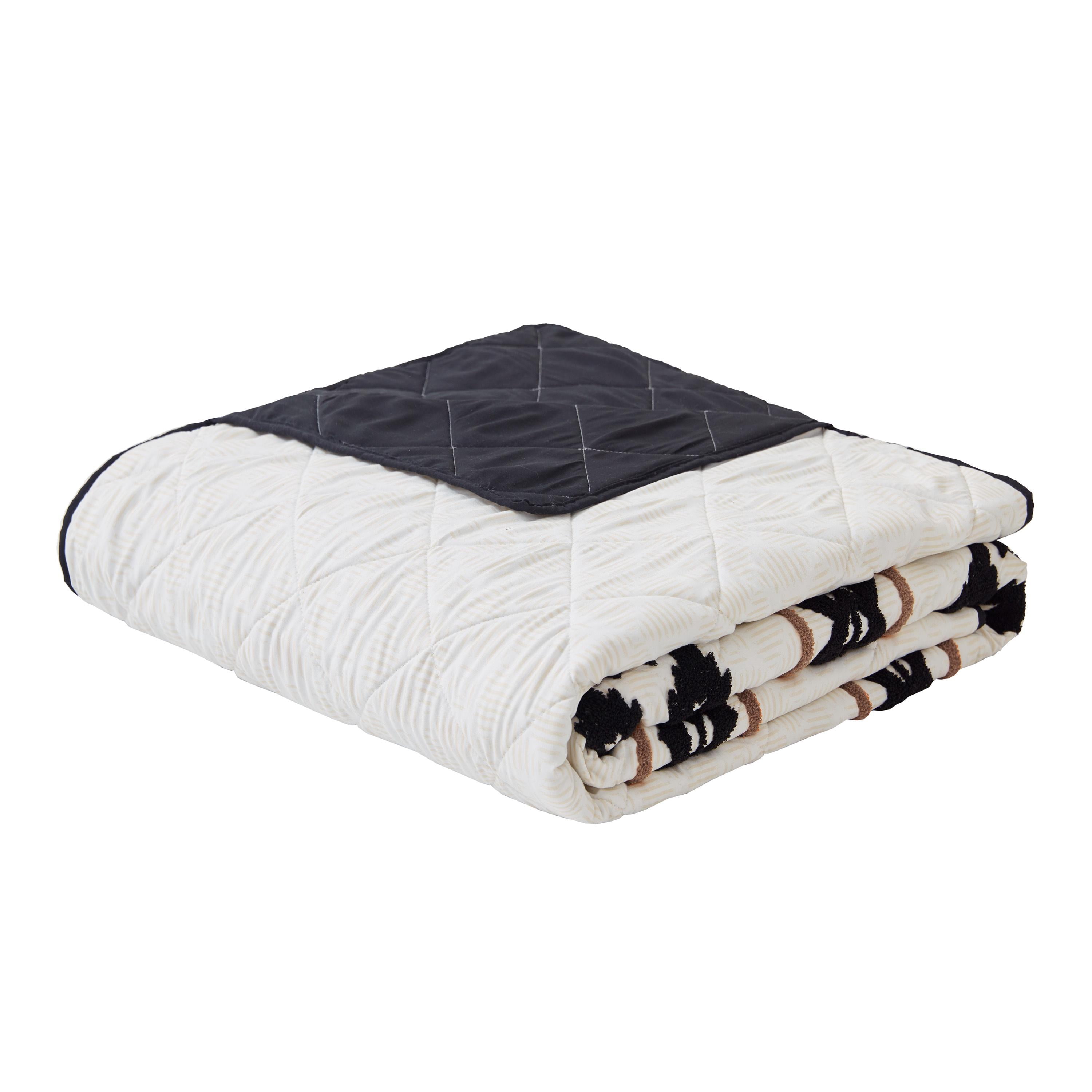 Jackson Boho Tufted Embroidery Tan/Black 2-Piece All-Season Reversible Soft Microfiber Quilt Set - Twin