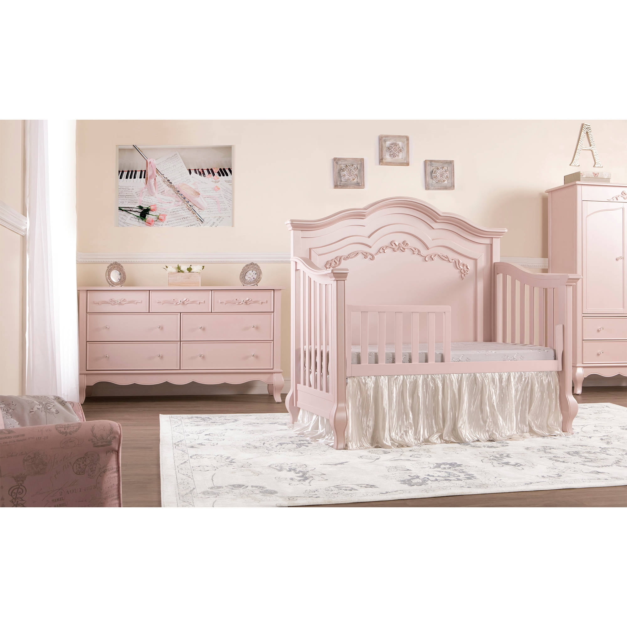 evolur aurora nursery set