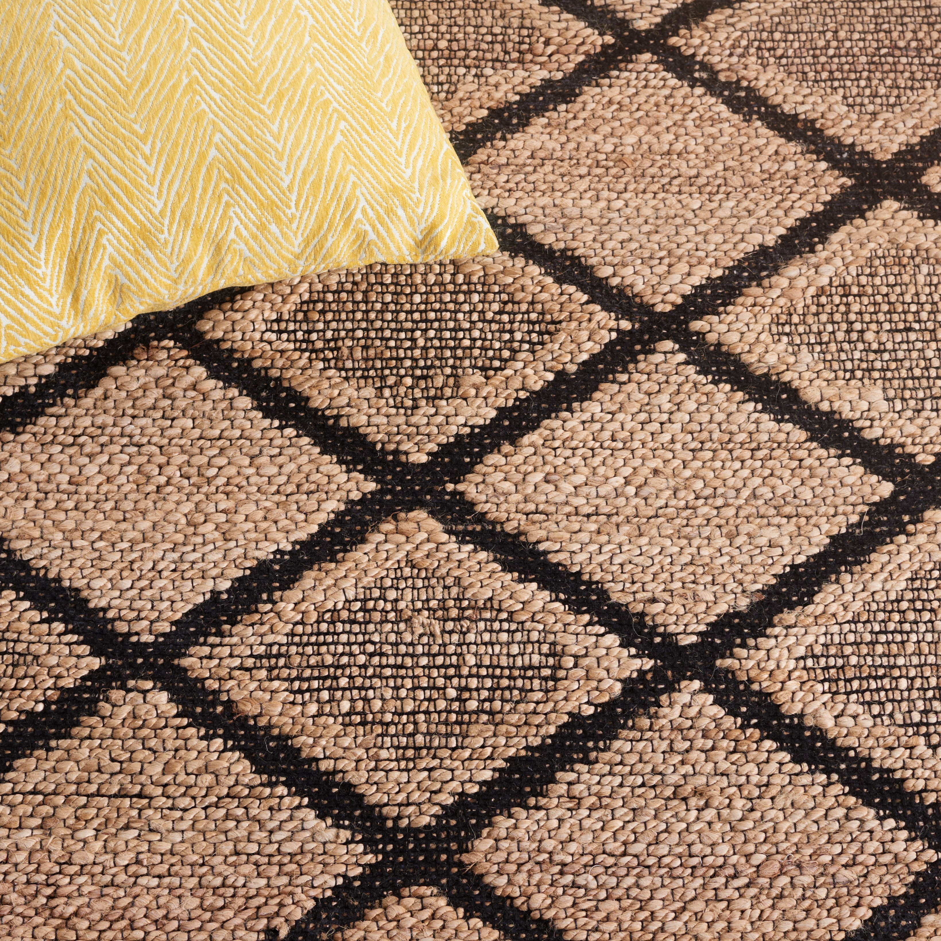 SAFAVIEH Natural Fiber Mike Geometric Area Rug, Natural/Black, 6' x 9'