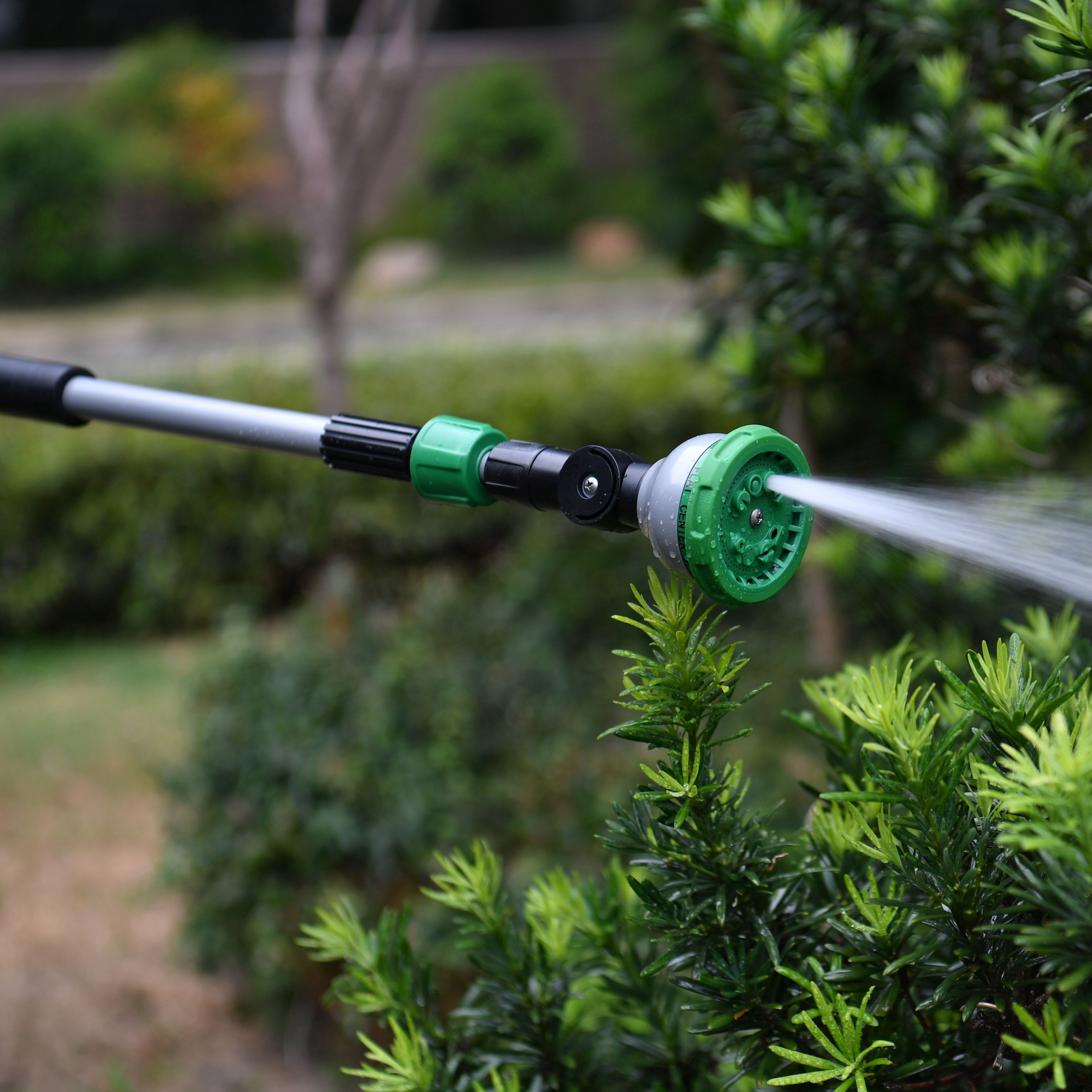Expert Gardener 38" Telescoping 10-Pattern Watering Wand