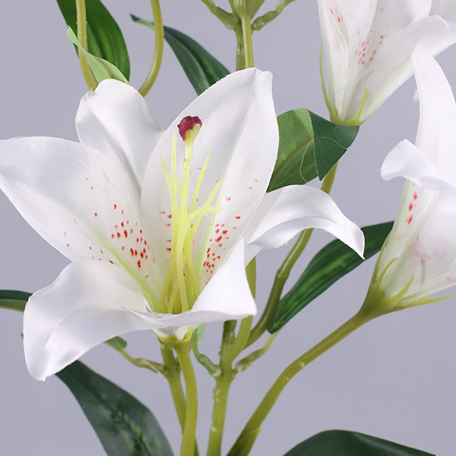5 Pcs Stargazer Lily Artificial Flowers for Decoration, Long Stems Real Touch latex Fake Flowers, Faux Silk Easter Lily for Spring Indoor Home Office Wedding Table Centerpiece, 31.5 Inch, White