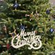 thumbnail image 1 of Xihbxyly Adorno de Tarjeta con Letras Alegres y Brillantes, Decoración para Árbol de Navidad con Purpurina, Ideal para Añadir a La Mesa Festiva, 15 X 9 Cm, 1 of 5