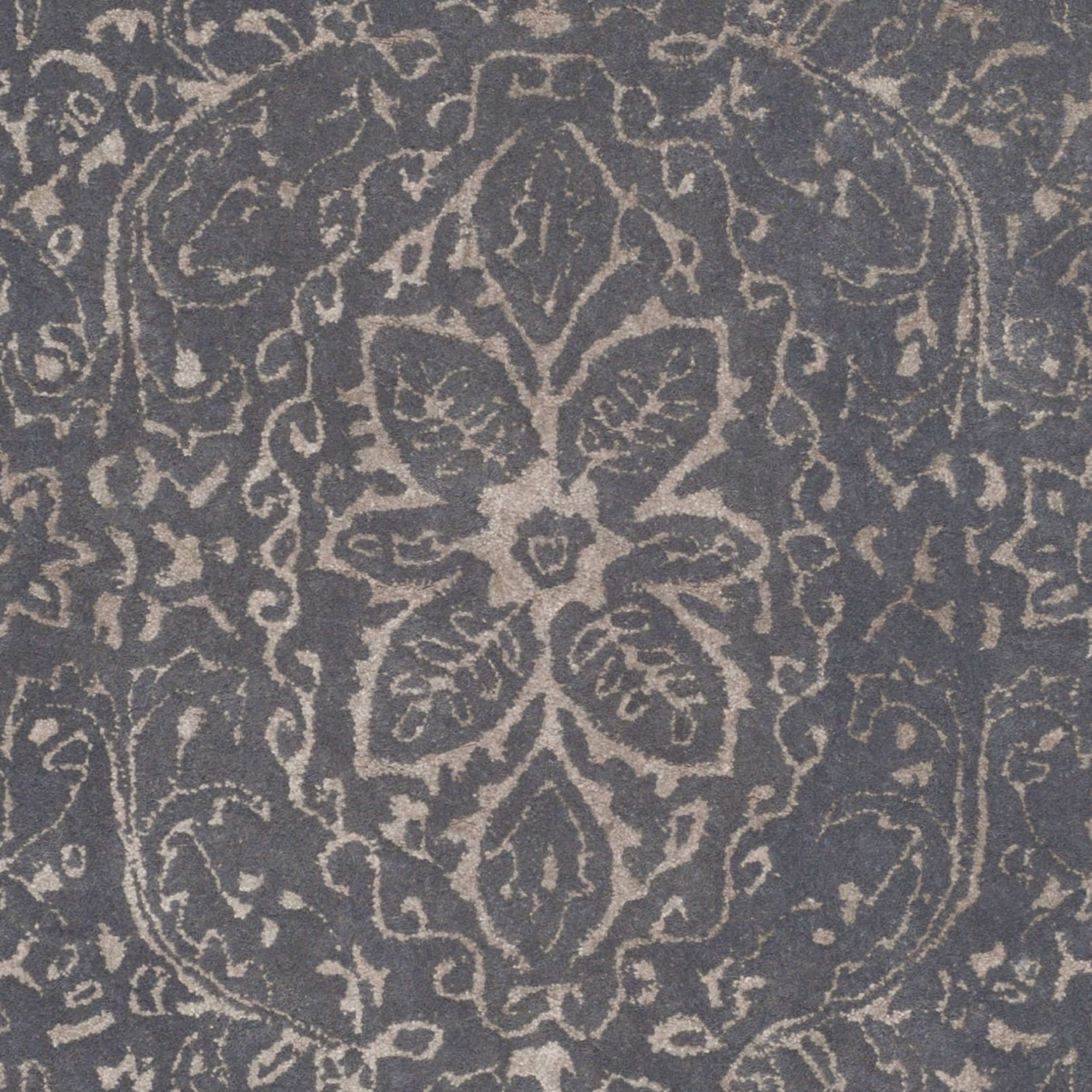 SAFAVIEH Glamour Kalisha Traditional Wool Area Rug, Steel/Blue, 2' x 3'