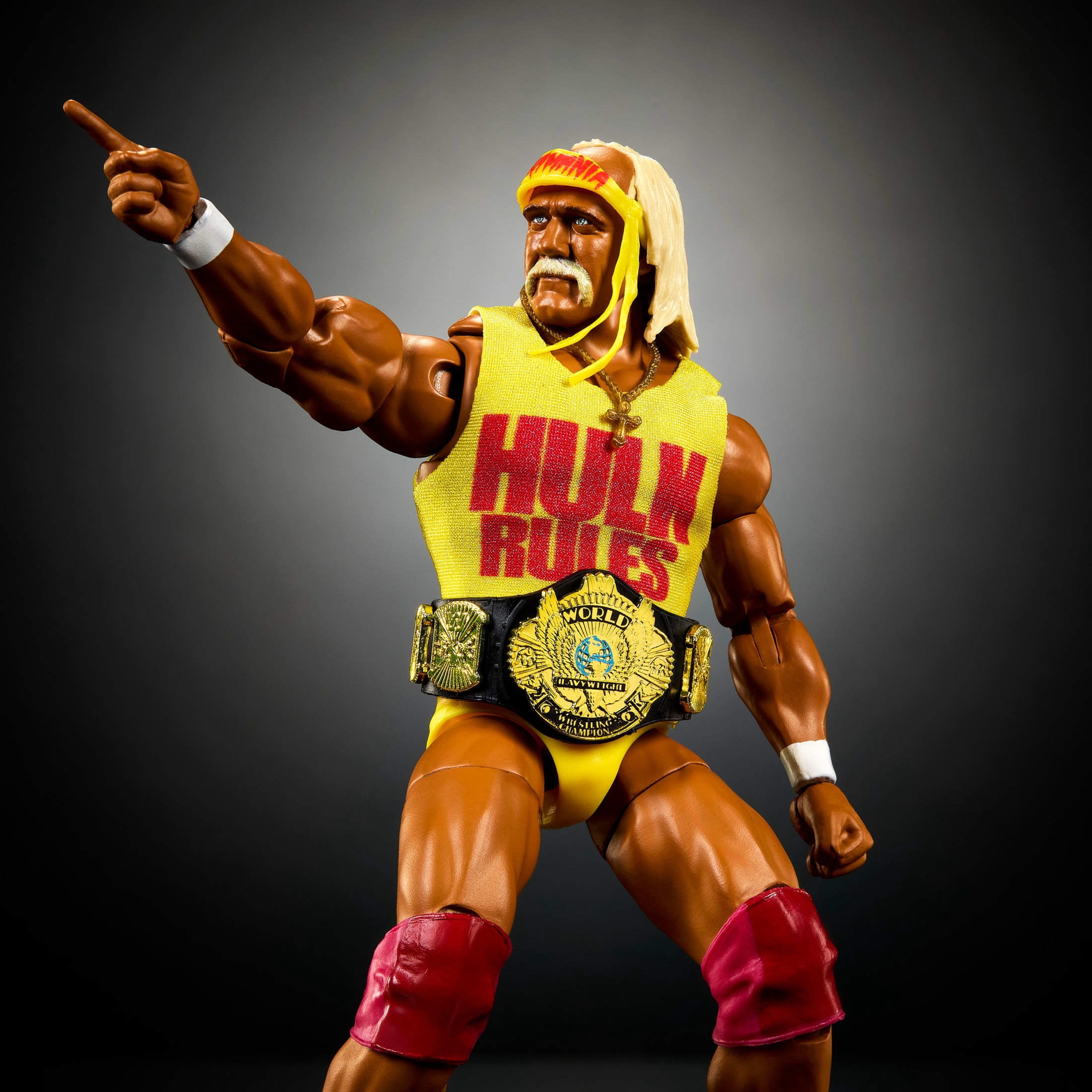 WWE Ultimate Edition Hulk Hogan Action Figure & Accessories Set, 6-inch Collectible