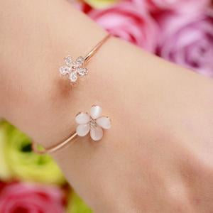 - Fancyleo Crystal Double Five Leaf Daisy Open Bangles Opal Stone Rhinestone Bracelet