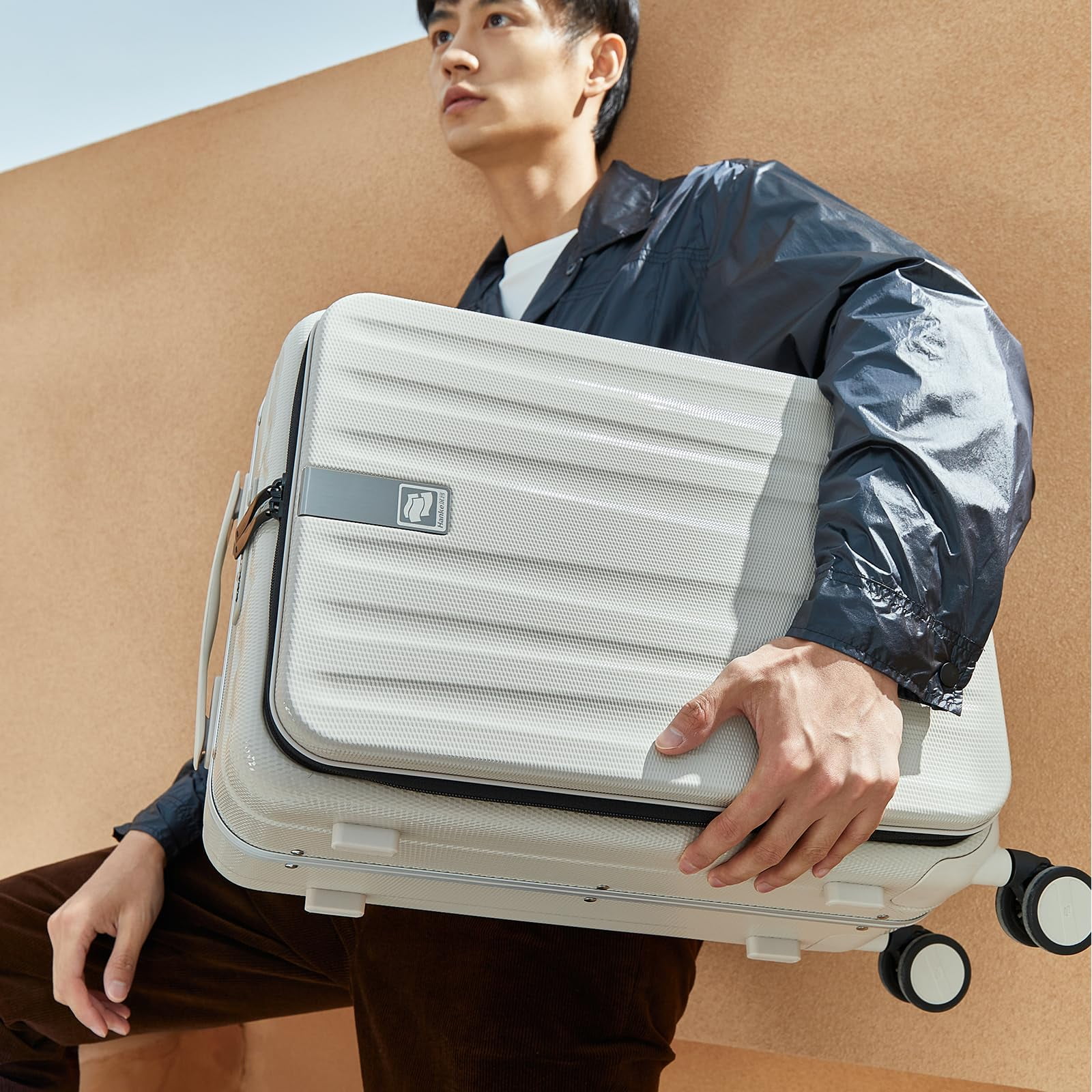 Hanke 26" Unisex Hardside Large Luggage, Ivory White