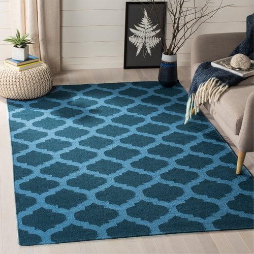 Safavieh Dhurries Hand-Woven Wool Blue Area Rug