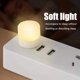 thumbnail image 5 of Luces redondas pequeñas LED móviles, 6 piezas Mini USB portátil Mini luz nocturna USB portátil Lámparas de carga de energía móvil impulsadas por el rendimiento, 5 of 9