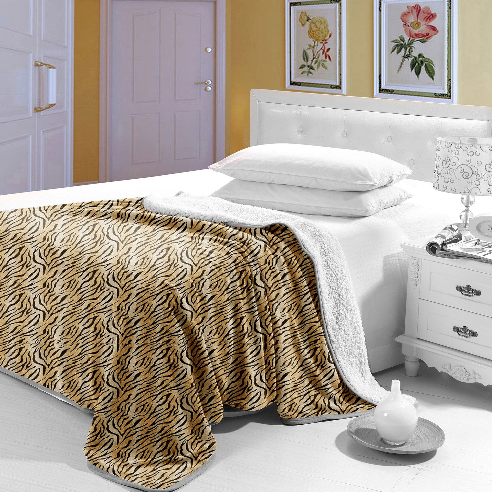 Lavish Home Animal Print Fleece Blanket with Sherpa Backing