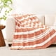 thumbnail image 4 of Manta Snuggle Sac naranja de microfibra ultrasuave, 150 x 200 cm, 4 of 8