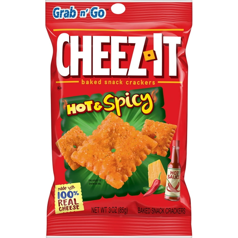 Cheez-It Baked Snack Cheese Crackers, Hot & Spicy, Grab 'N' Go, 3 oz  Box(Pack of 36)