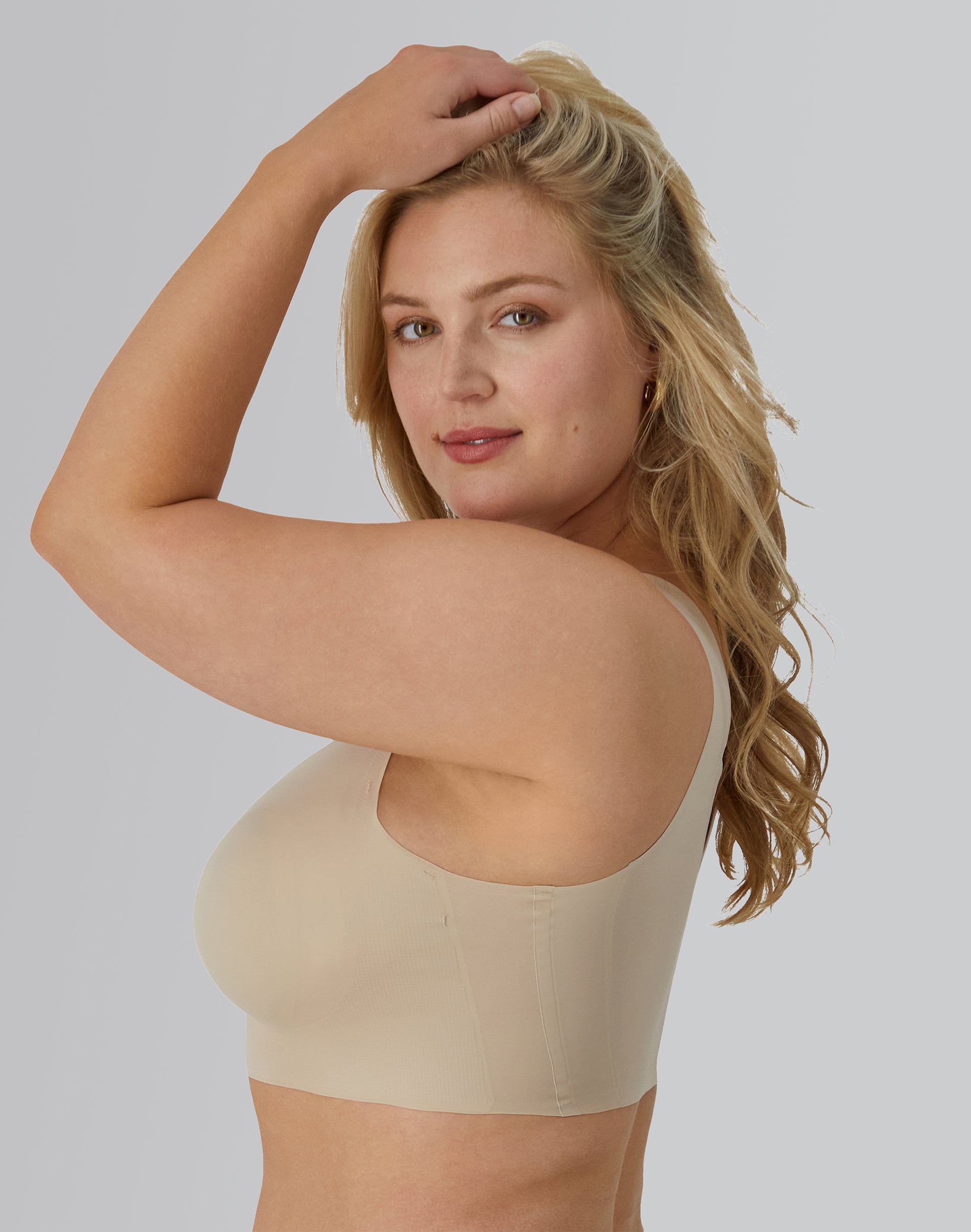 Women's Bali DF3491 Comfort Revolution EasyLite Seamless Wirefree Bra (Nude M)