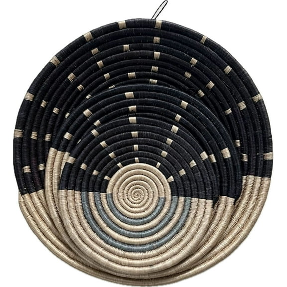 Handwoven Seagrass Wall Plates with Sunray Design – Set of 3